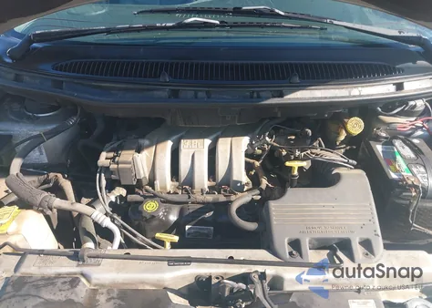 2000 Dodge Grand Caravan Se from USA, damaged, VIN 1B4GP44L0YB798079